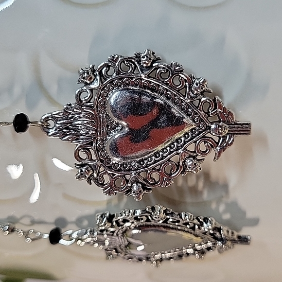 🔥LAST PAIR🔥 Hearts Aflame Drop Earrings - Picture 4 of 4